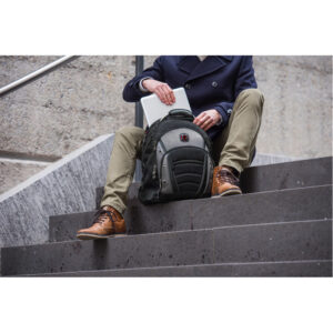 Seljakott Wenger Synergy 16&apos